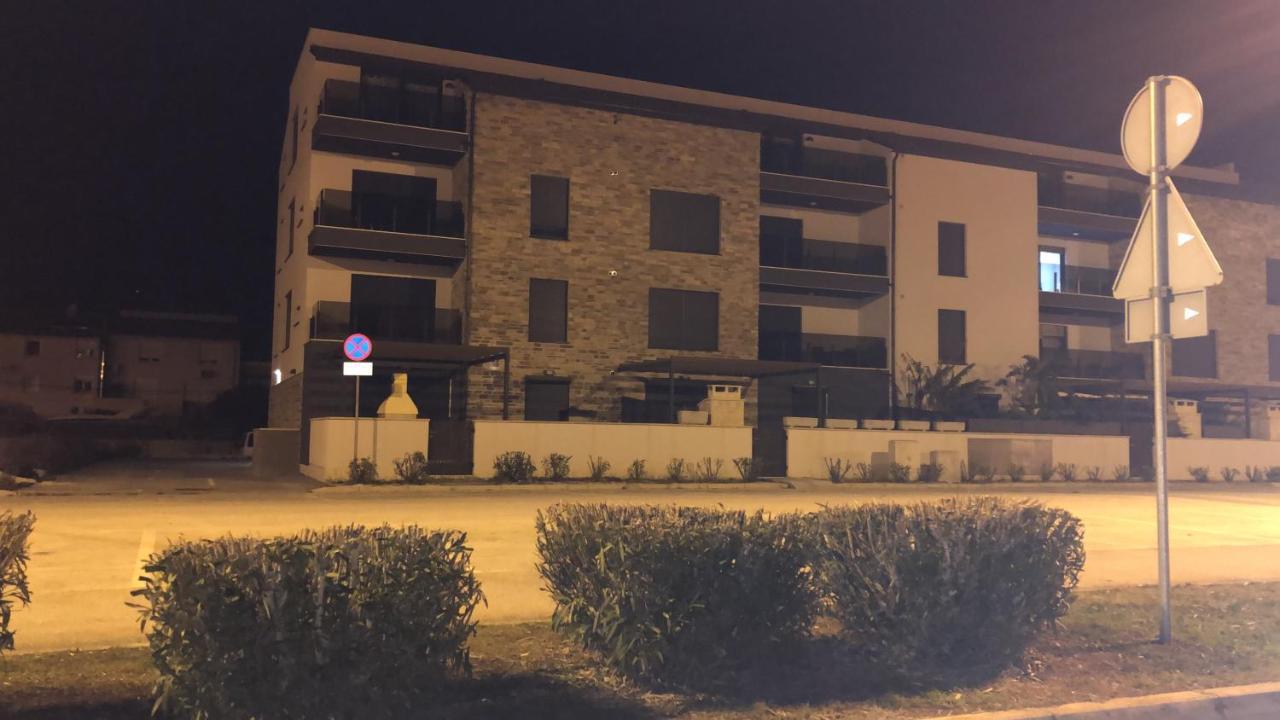 Apartment Petrovic Medulin Exterior photo
